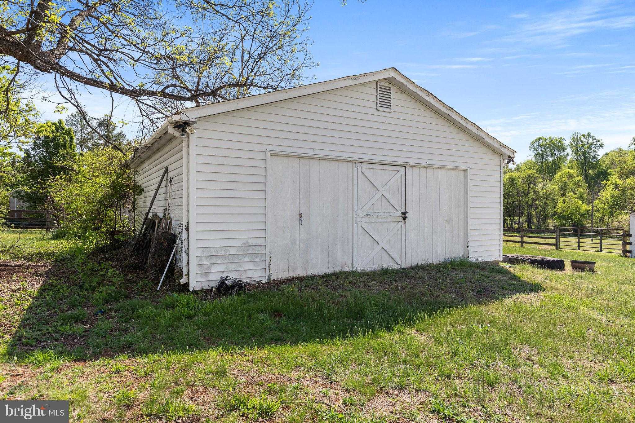 12101 Greenwood Rd photo 35