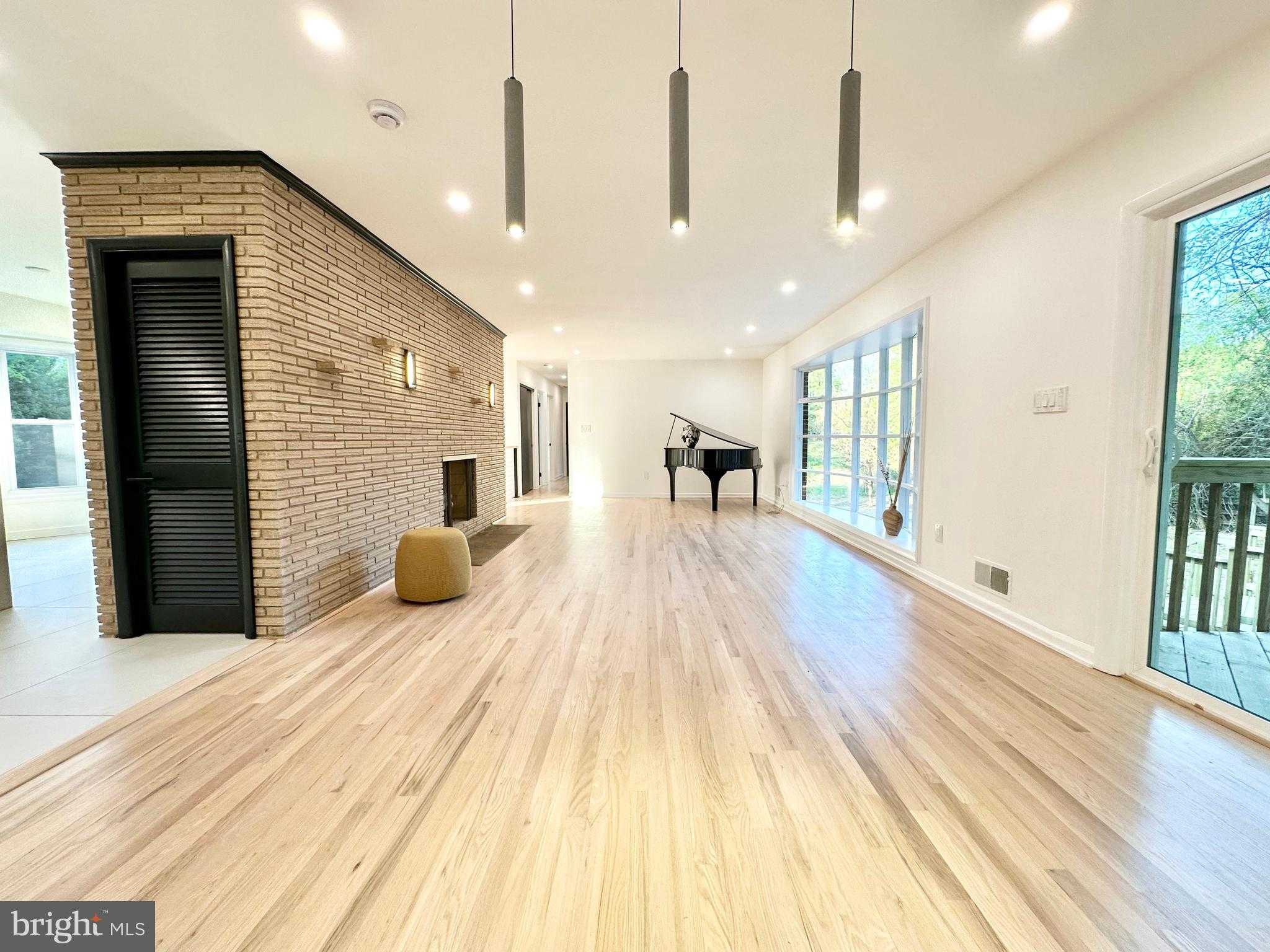 17821 Pond Rd photo 7