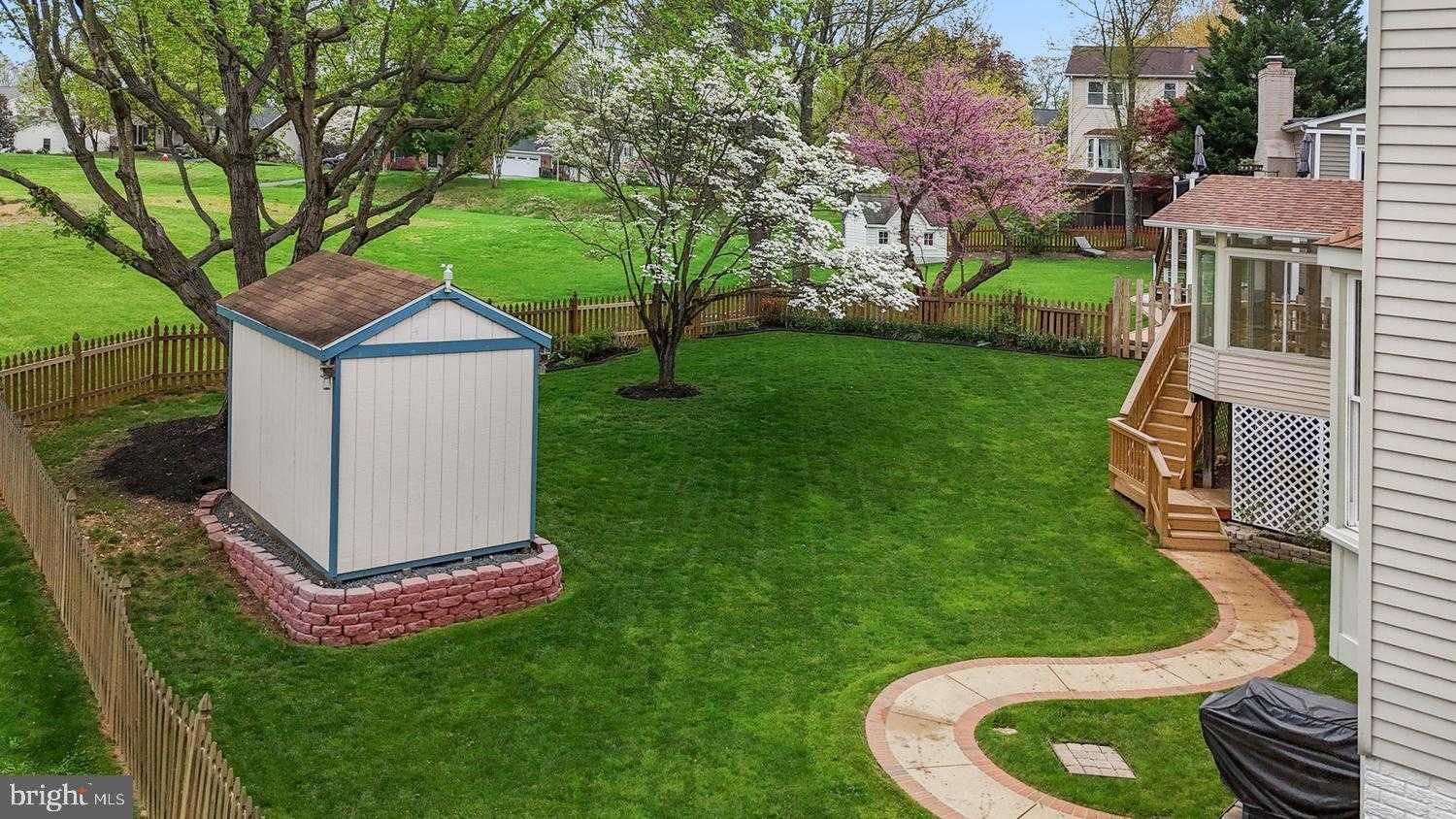 1122 Janney St SW photo 40