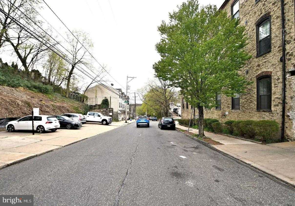 374 Shurs Ln Apt 204 photo 33