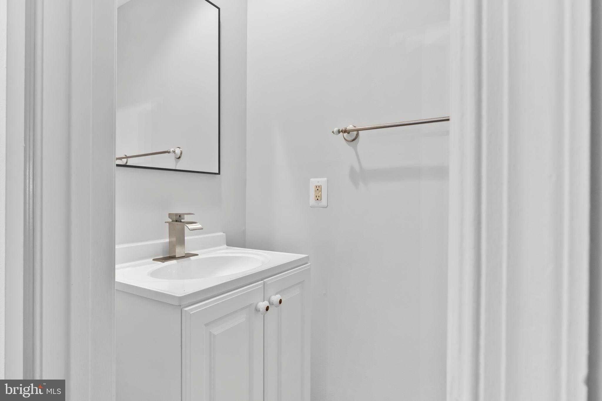 4002 Sparrow House Ln photo 16