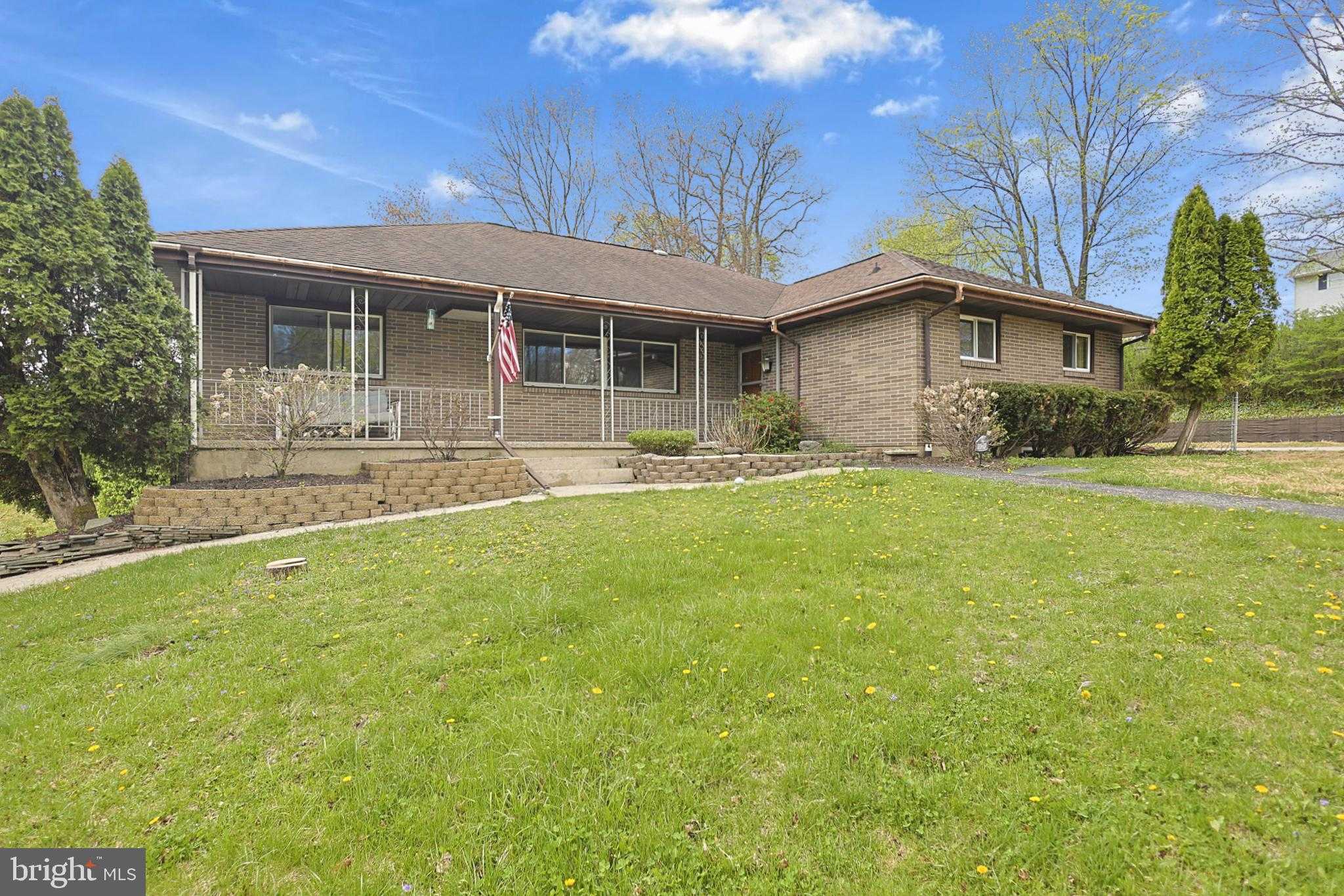 7 Ardmore Ave, Tamaqua