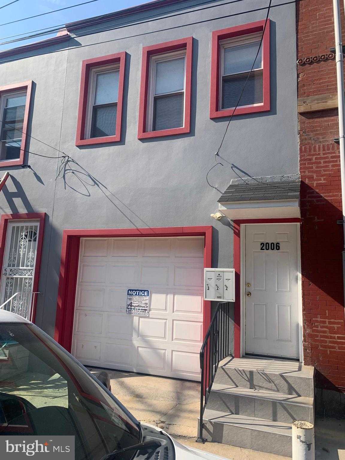 2143 N Front St photo 34