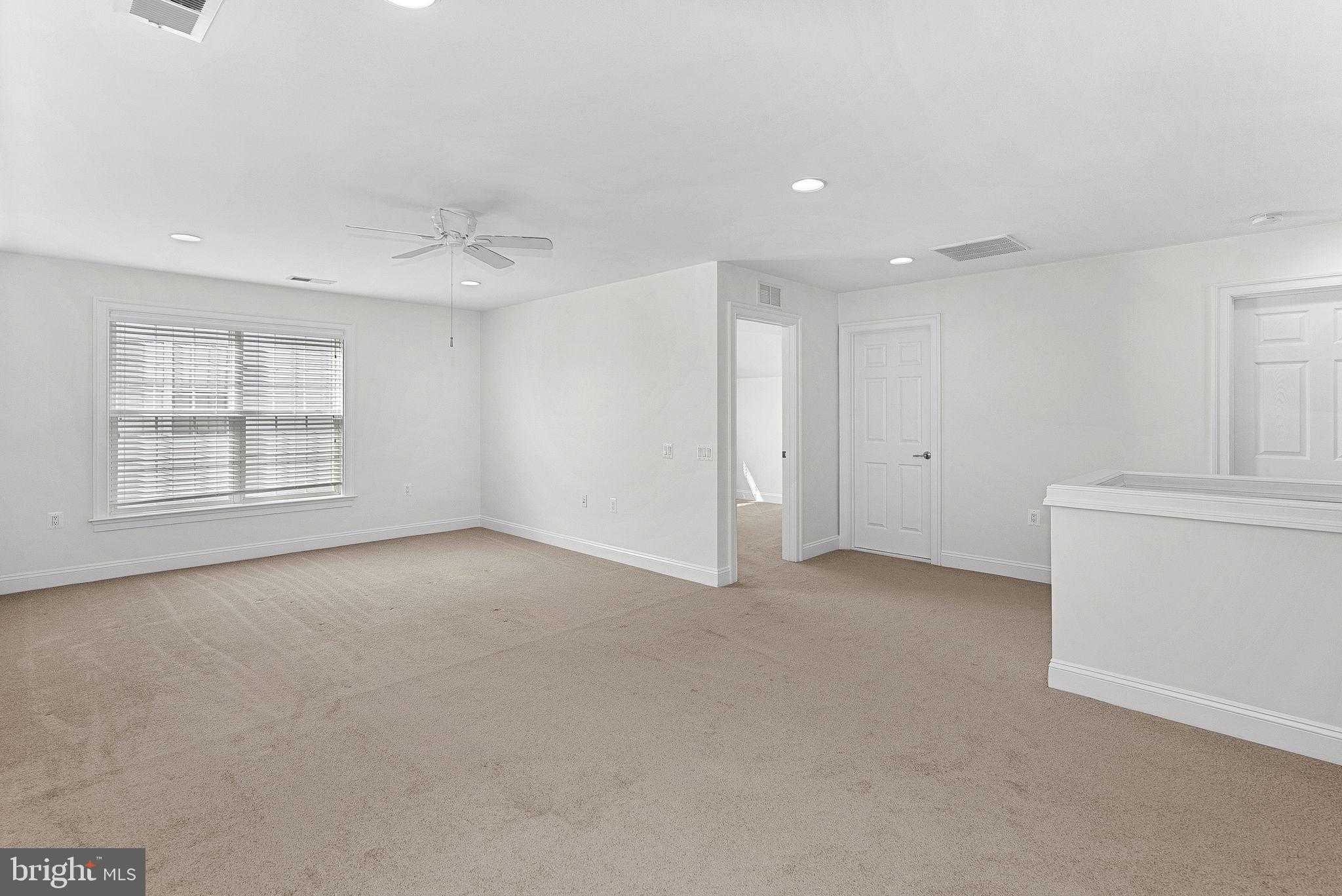 20789 Adams Mill Pl photo 31