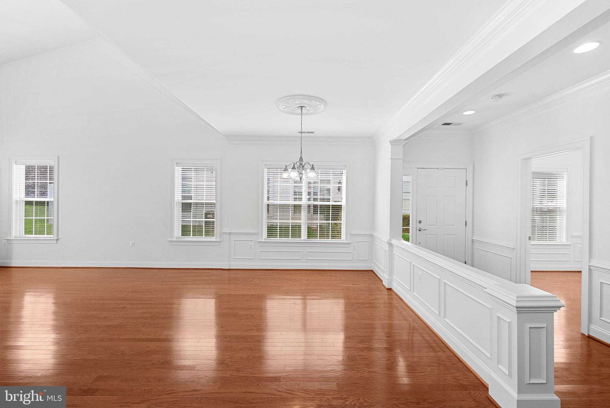 20789 Adams Mill Pl photo 9