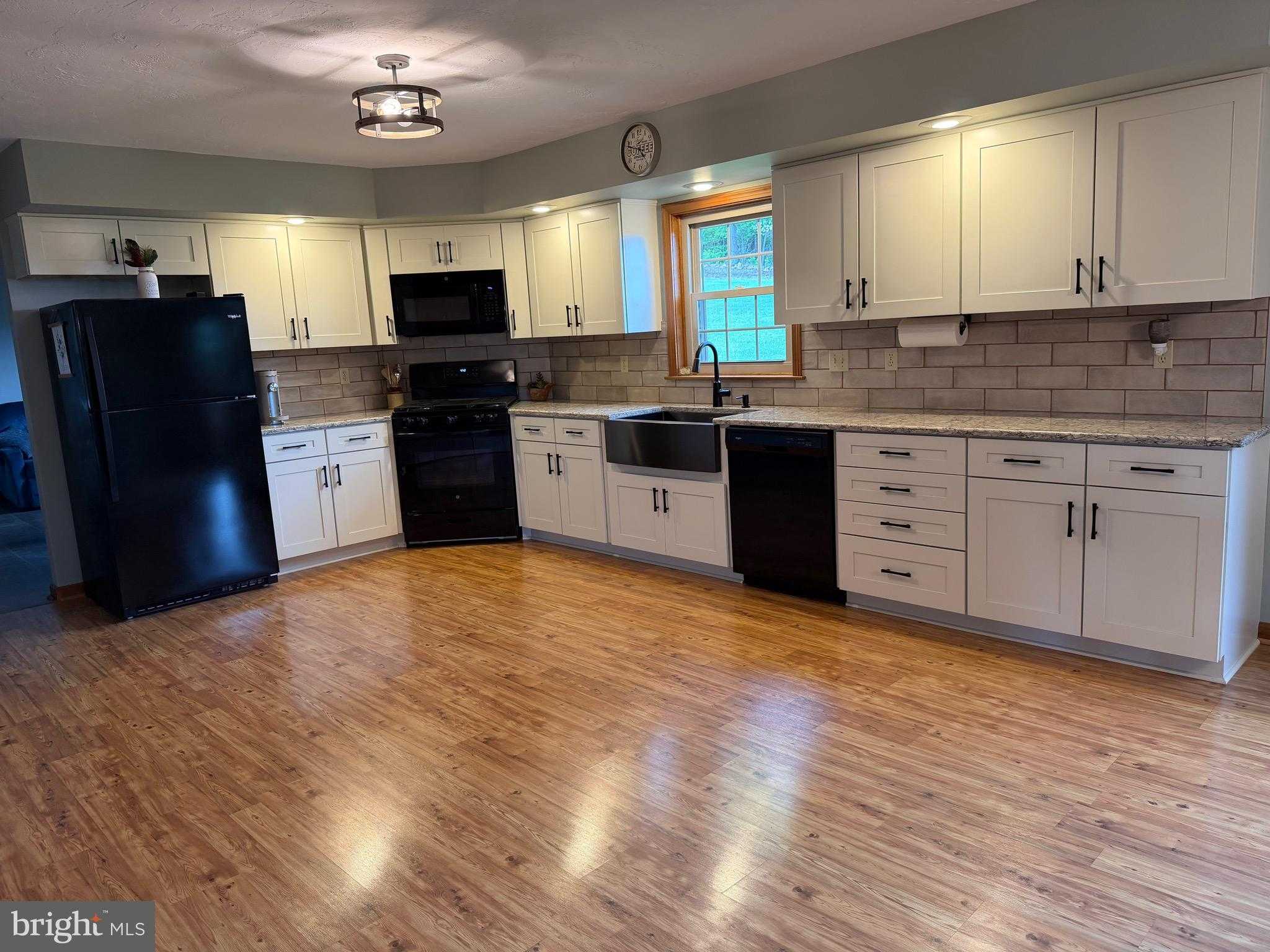 215 Villa Vista Ave photo 13