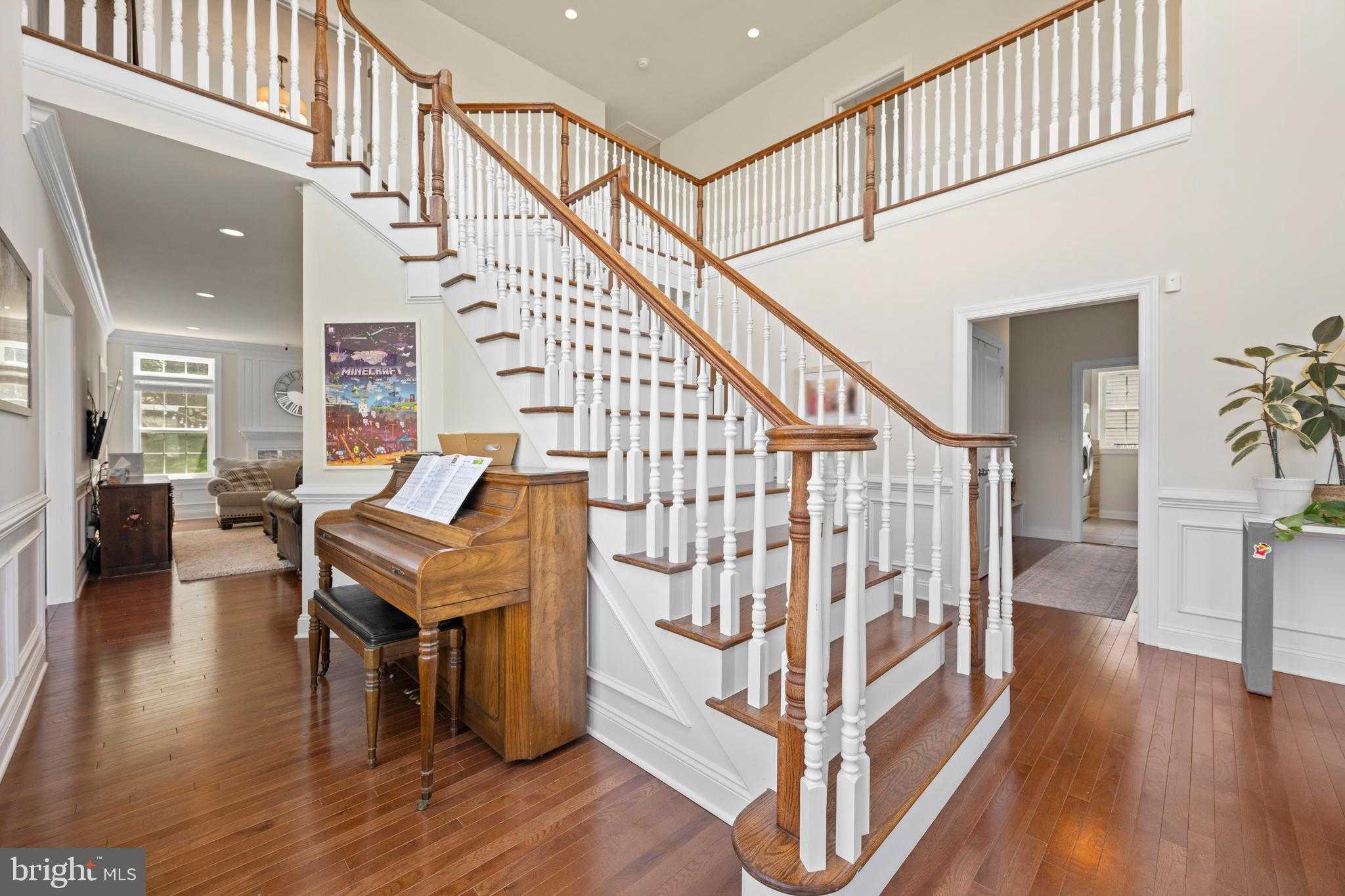 10 Giana Way photo 17