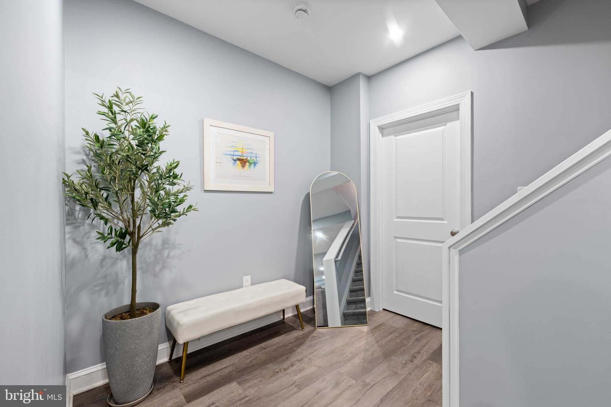 10 Giana Way photo 36