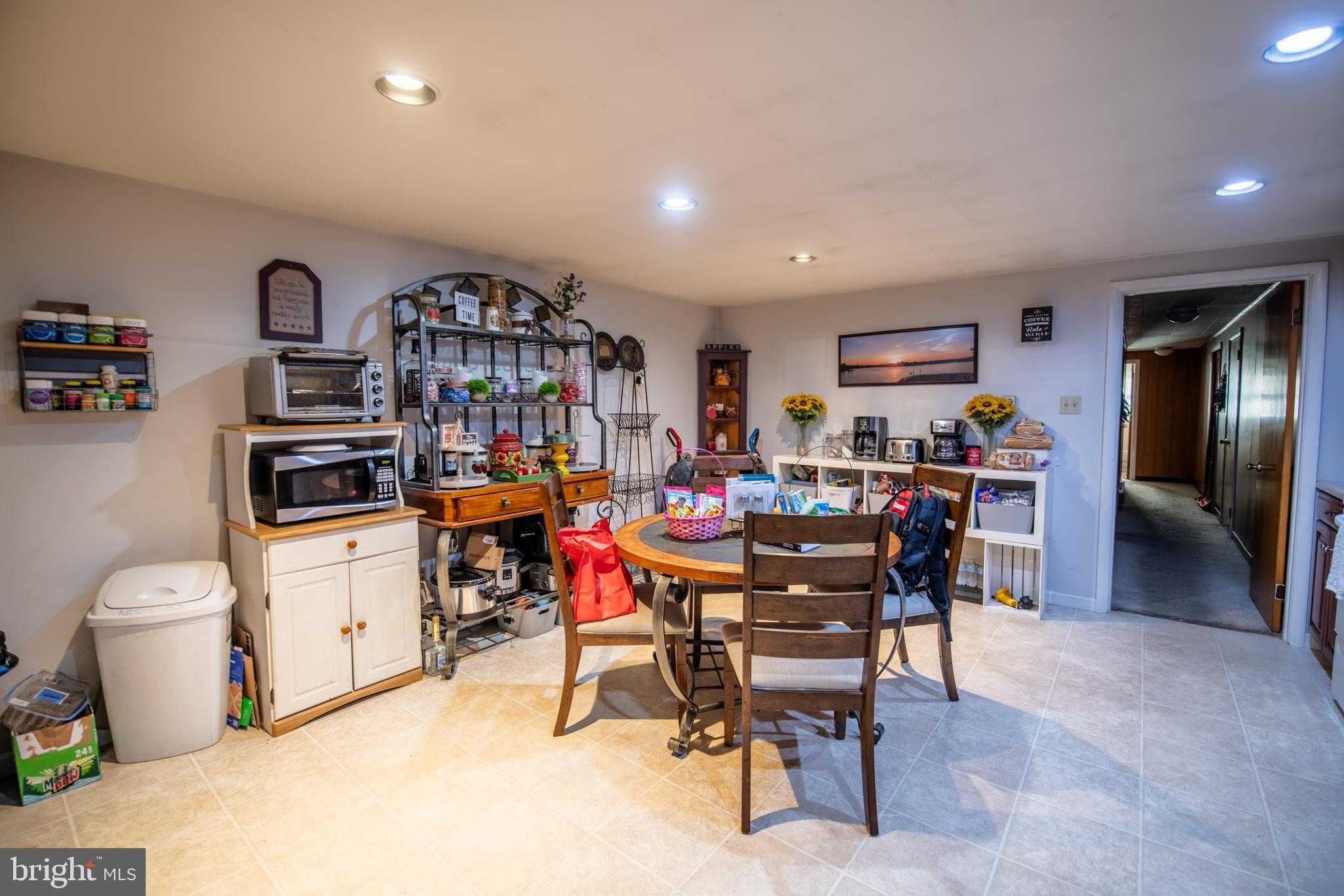 334 Washington St photo 40