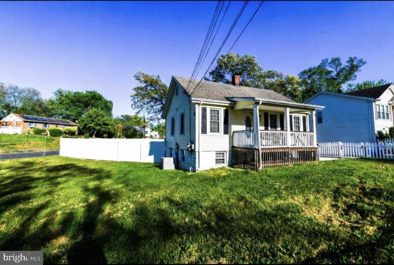 2700 Ocala Ave photo 2