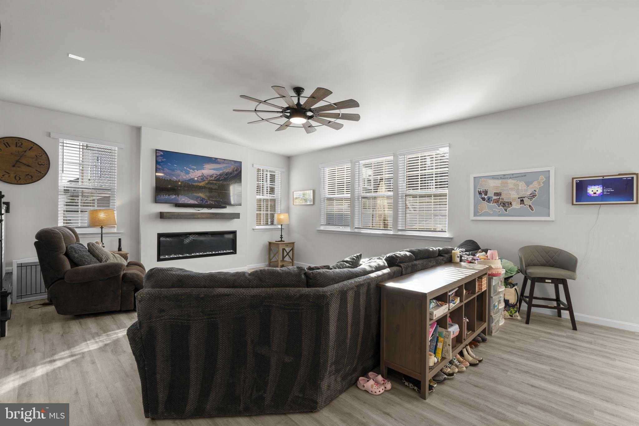 68 Snowdrop Dr photo 11