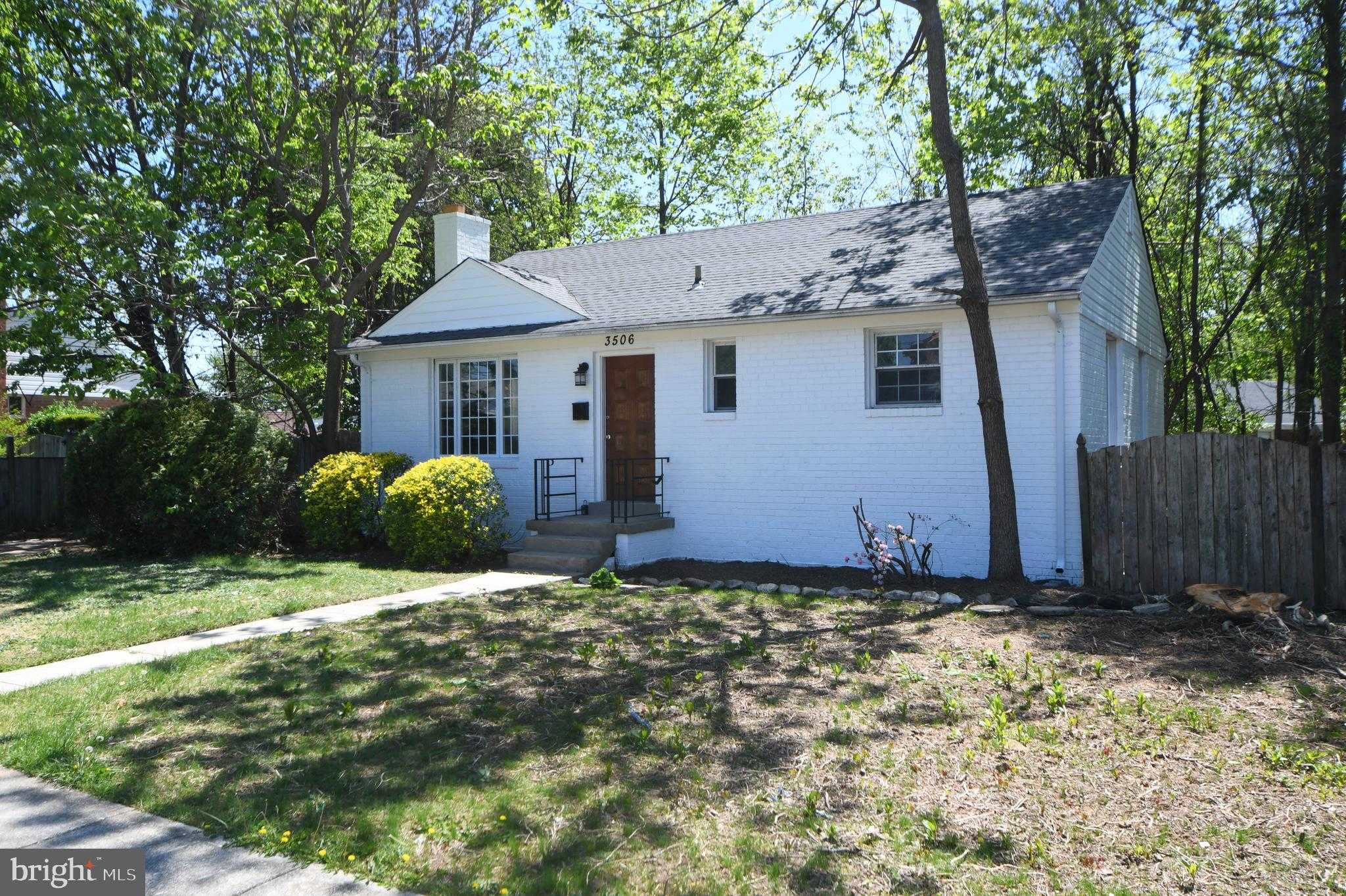 3506 Harrell St photo 5