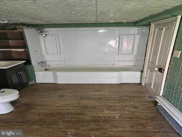 13155 Main St photo 9