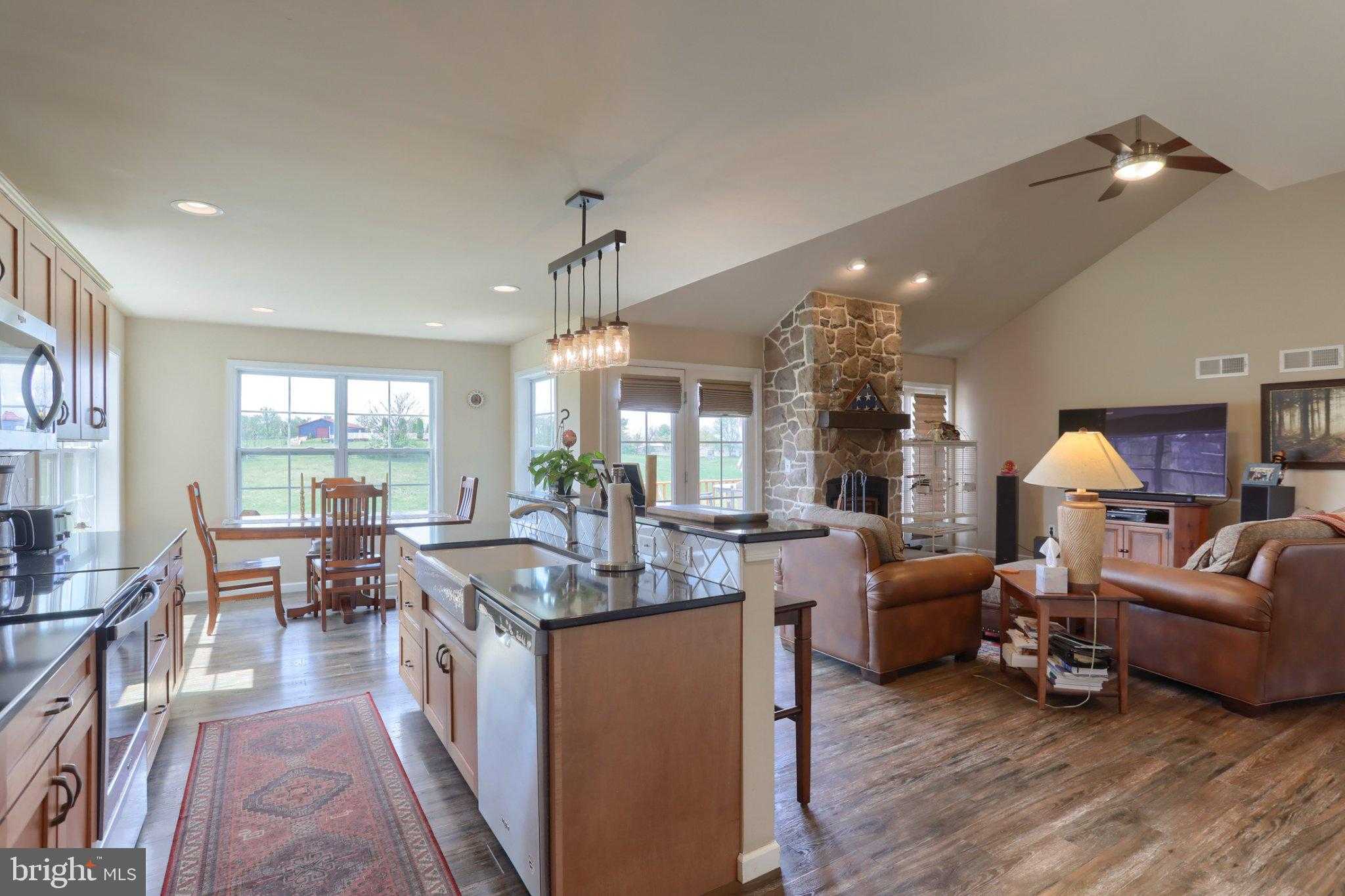 40 Williams Rd photo 23