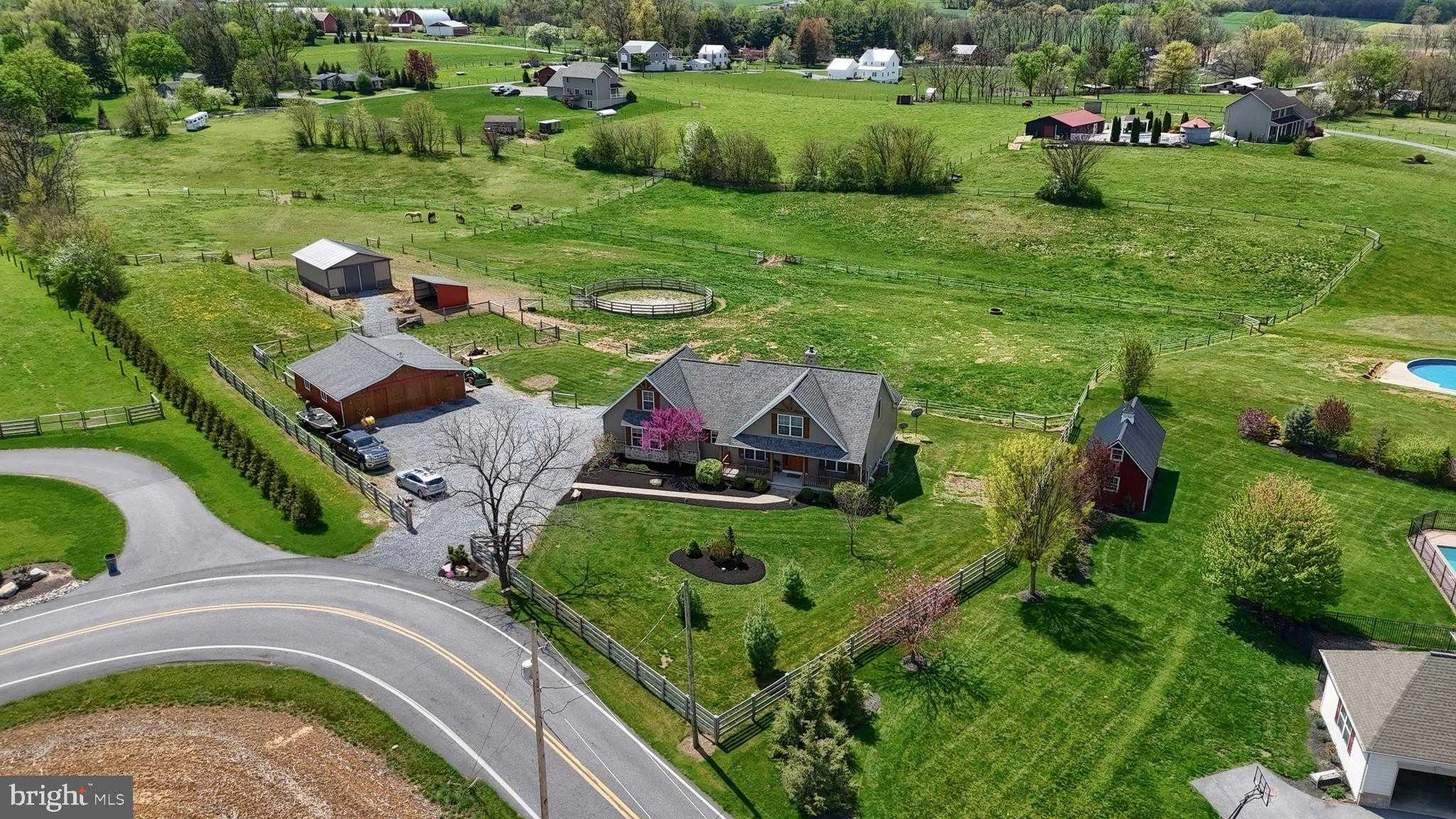 40 Williams Rd photo 3