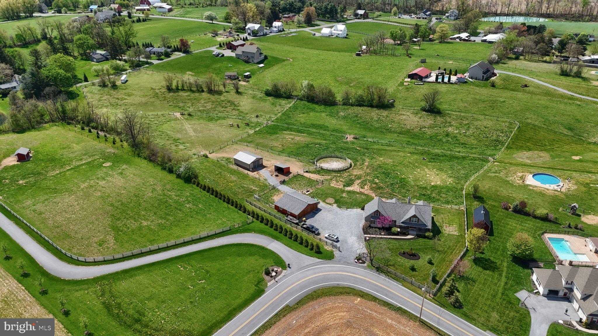 40 Williams Rd photo 55