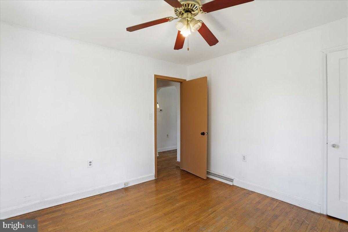 197 State Cir photo 17