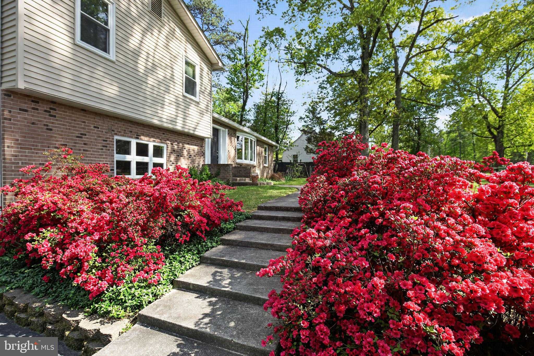 14004 S Springfield Rd photo 7