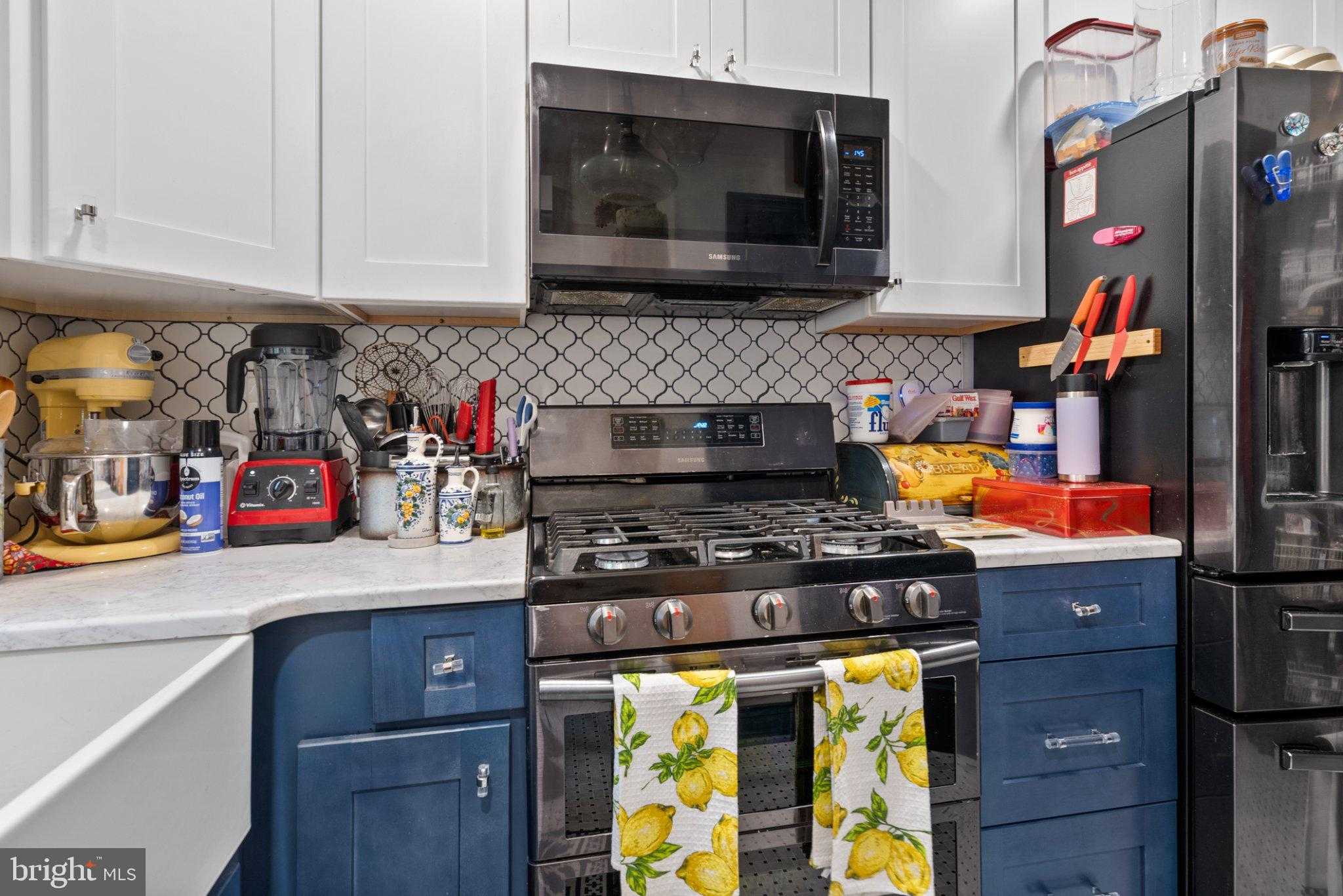 2222 S Hemberger St photo 17