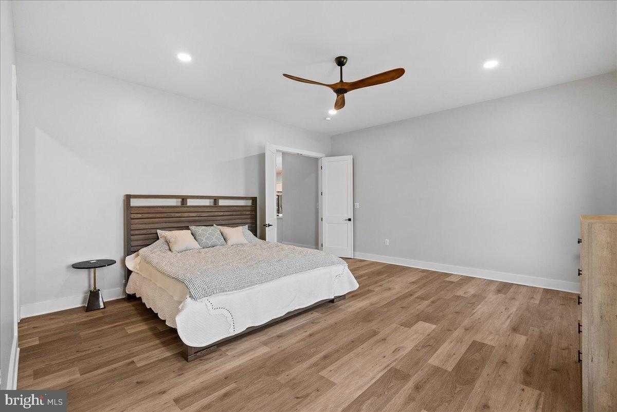 138 Wooded Ln photo 32