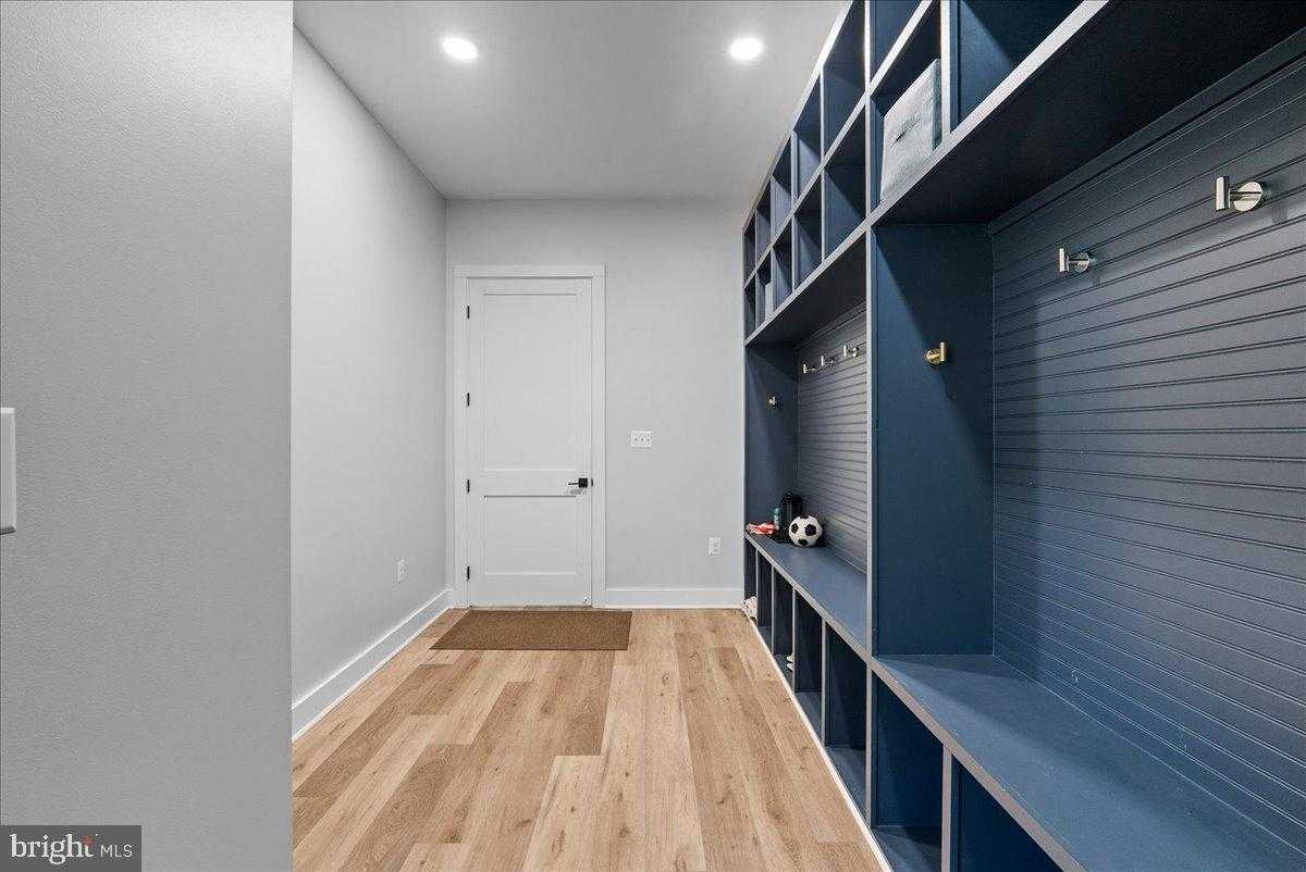 138 Wooded Ln photo 37