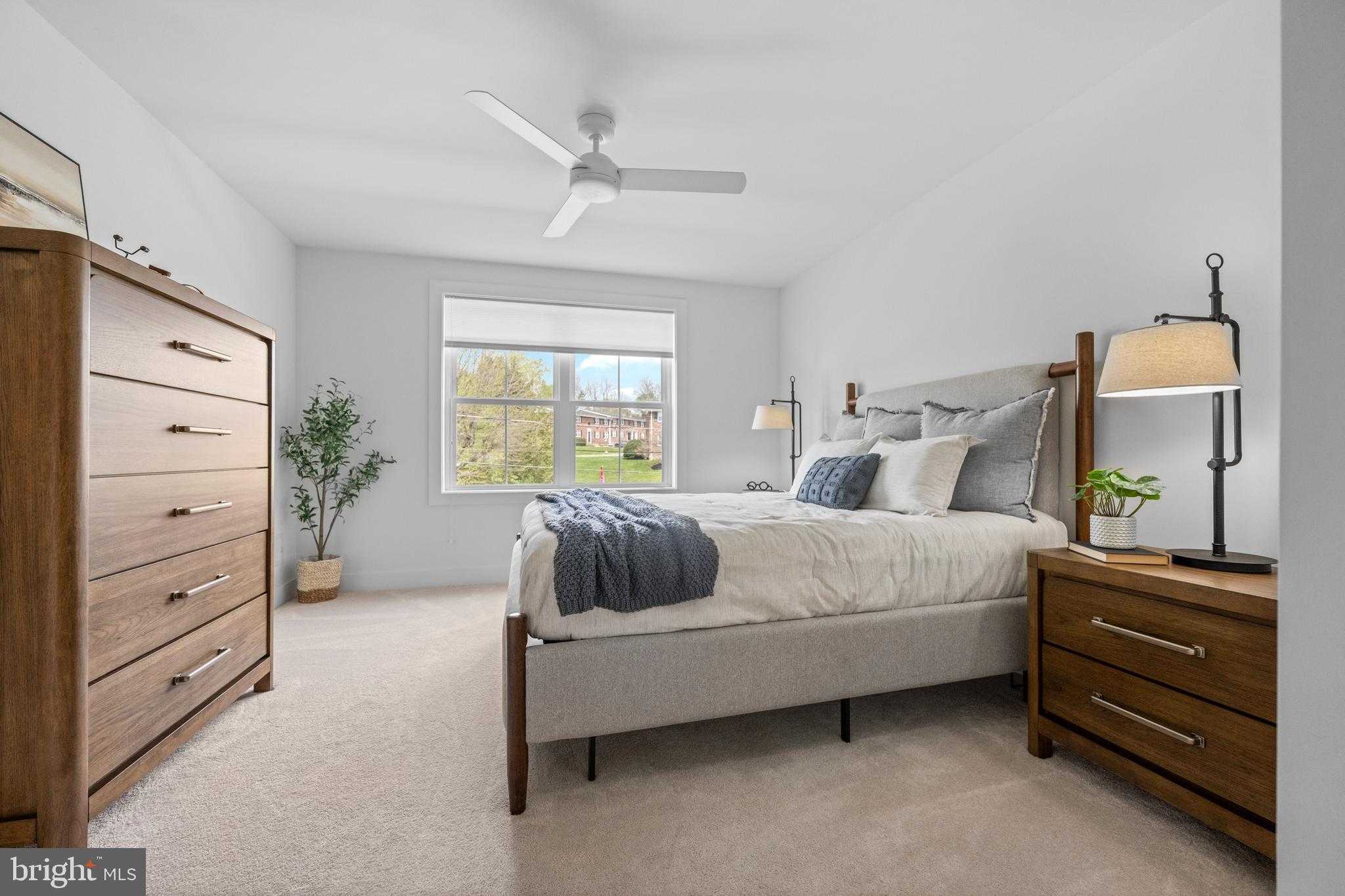 230 N Ridge Ave photo 38