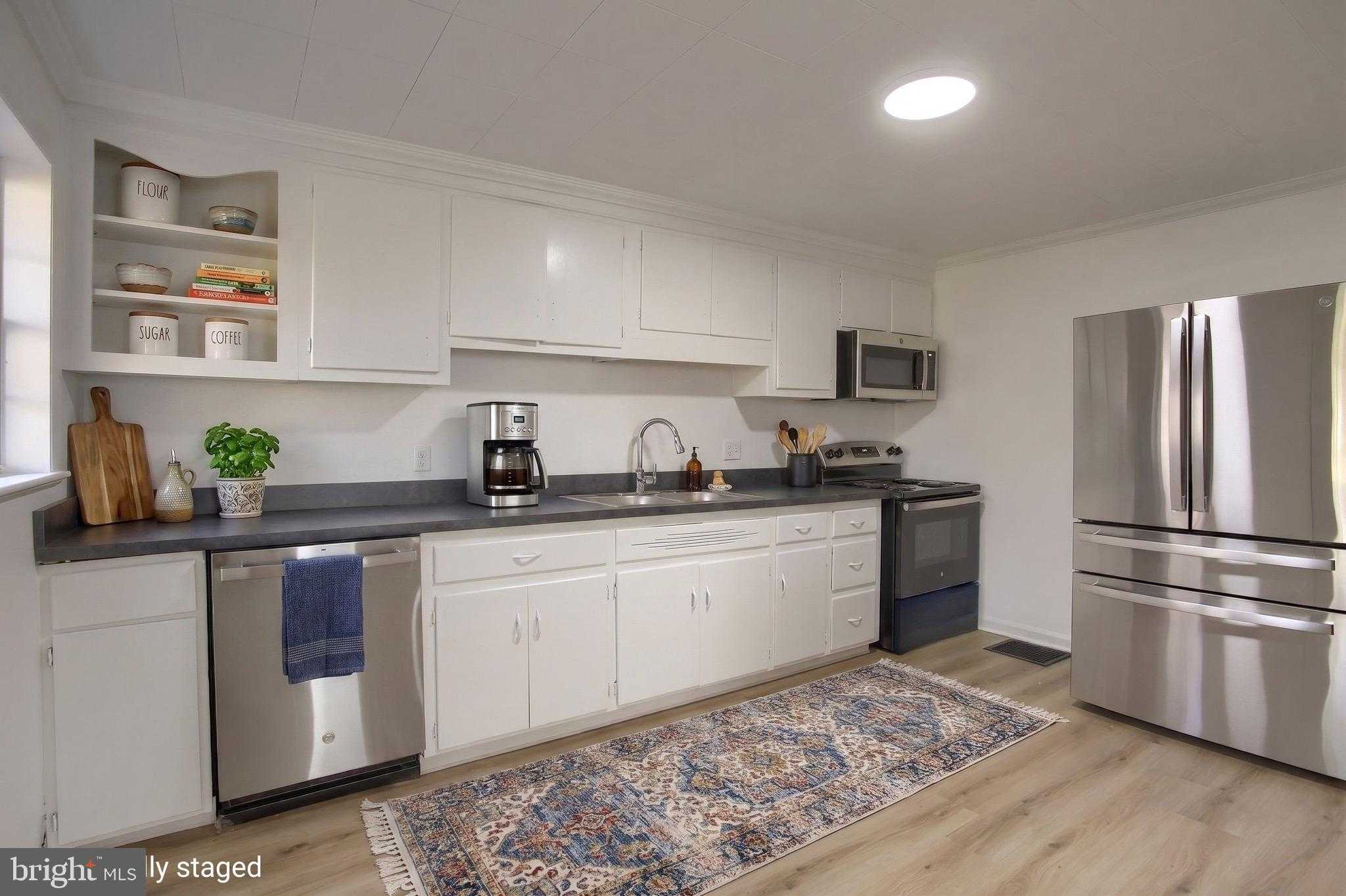 19 W Harrisburg St photo 3