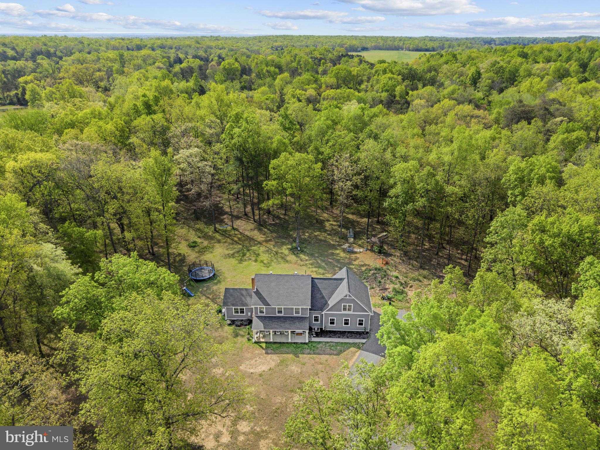 9396 Donnybrook Dr photo 2