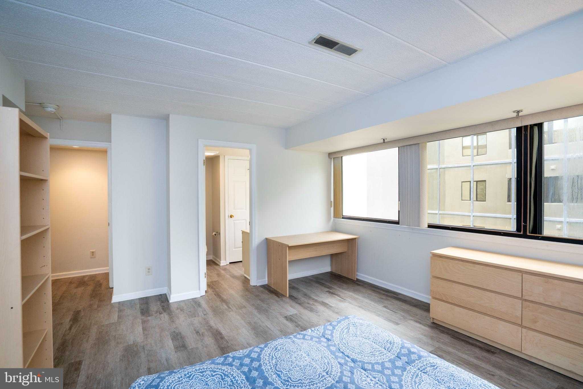 310 S Allen St photo 27