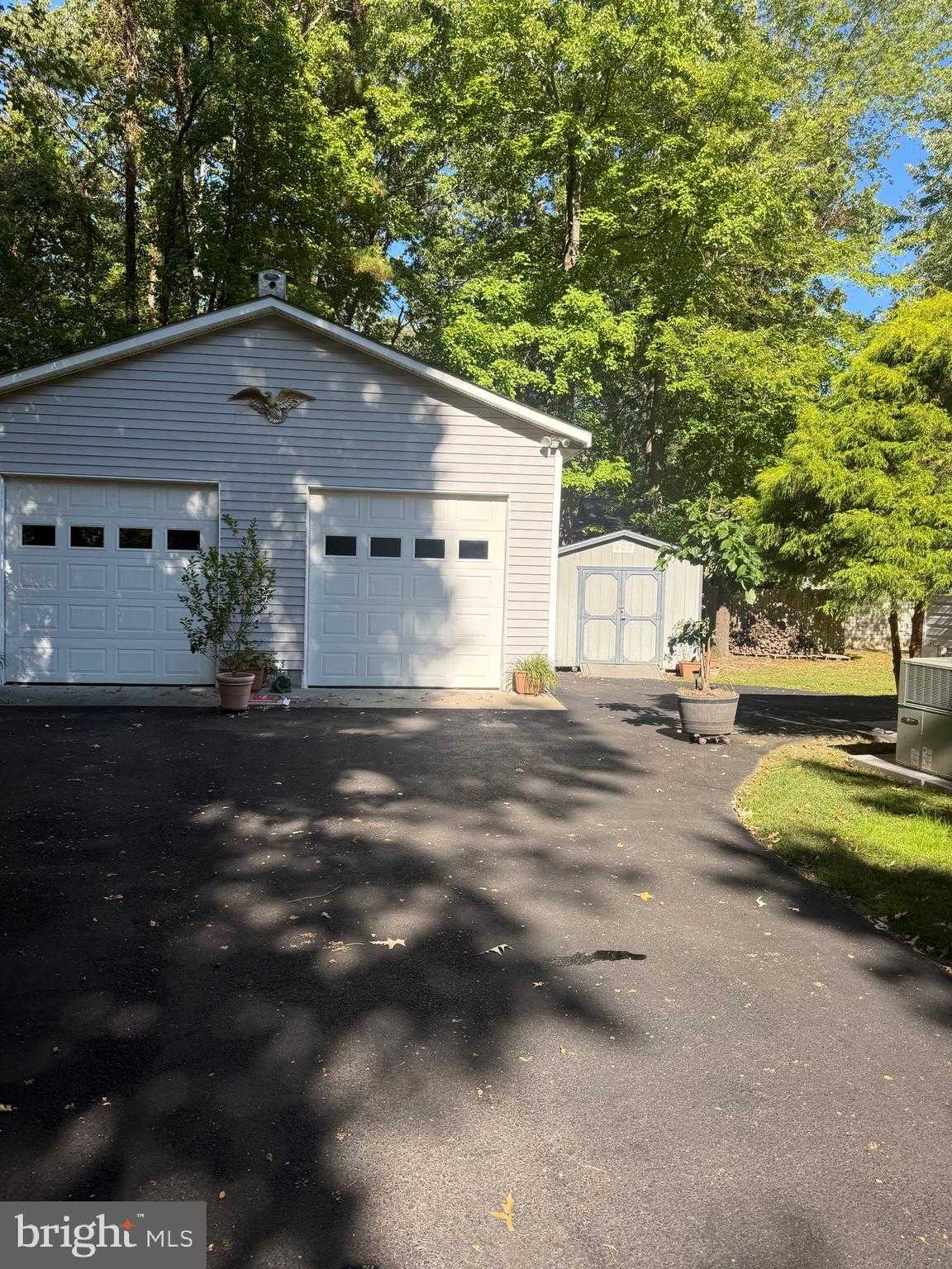 144 Stratford Cir photo 2