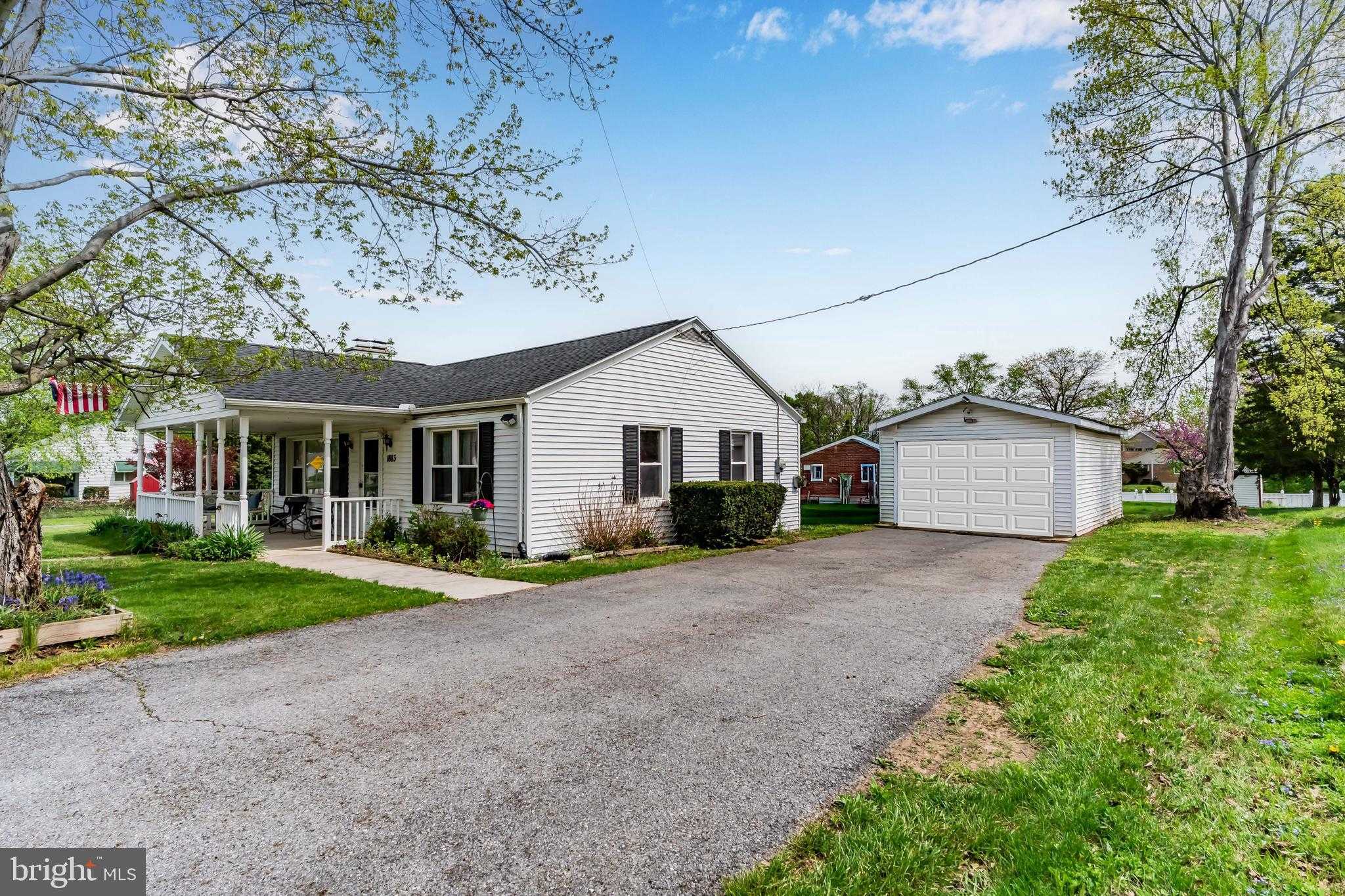 1883 George Ave photo 3