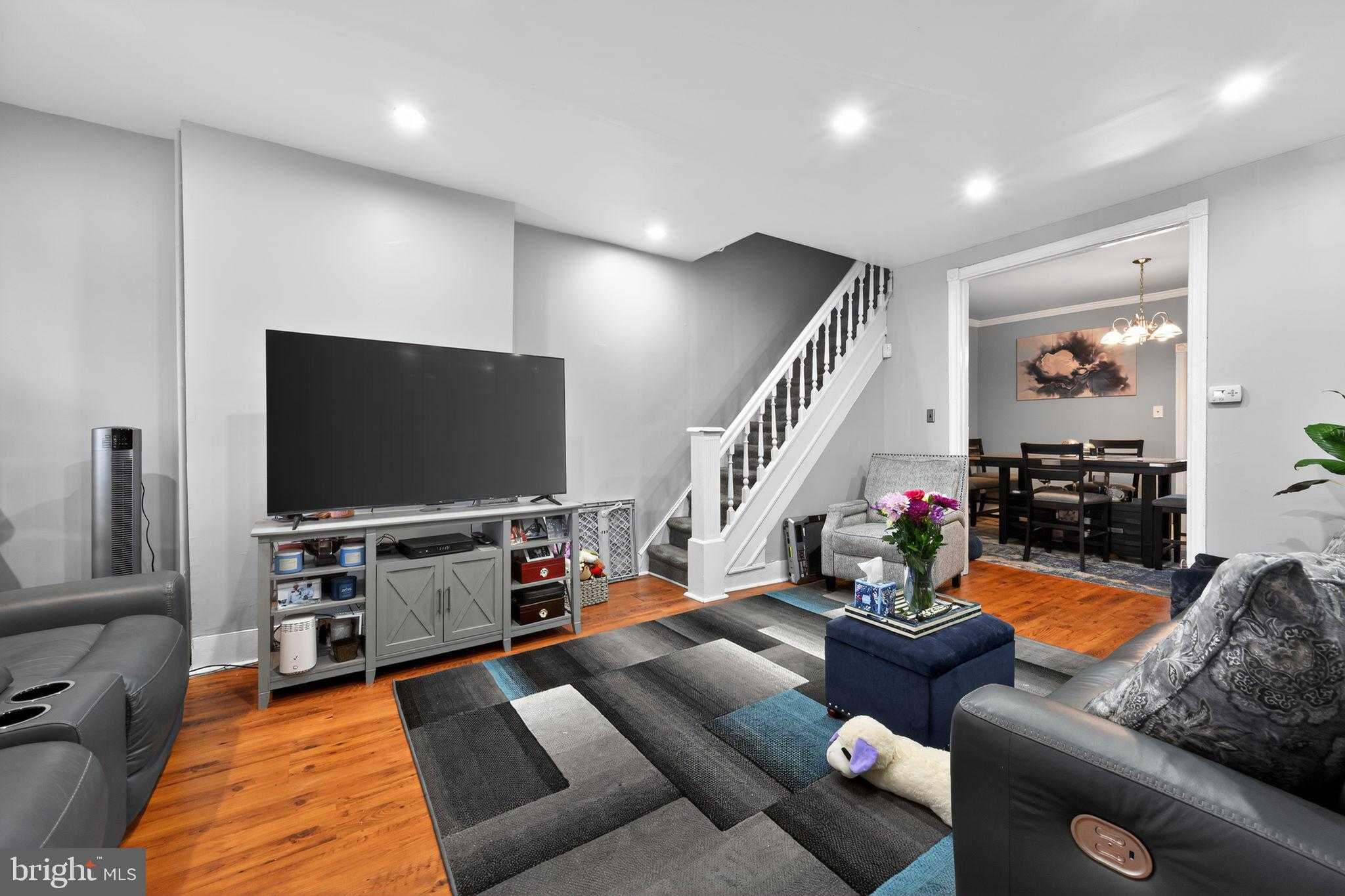 6038 Osage Ave photo 3