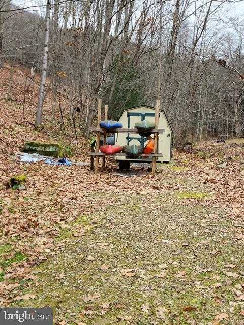 302 Jakes Ln photo 18