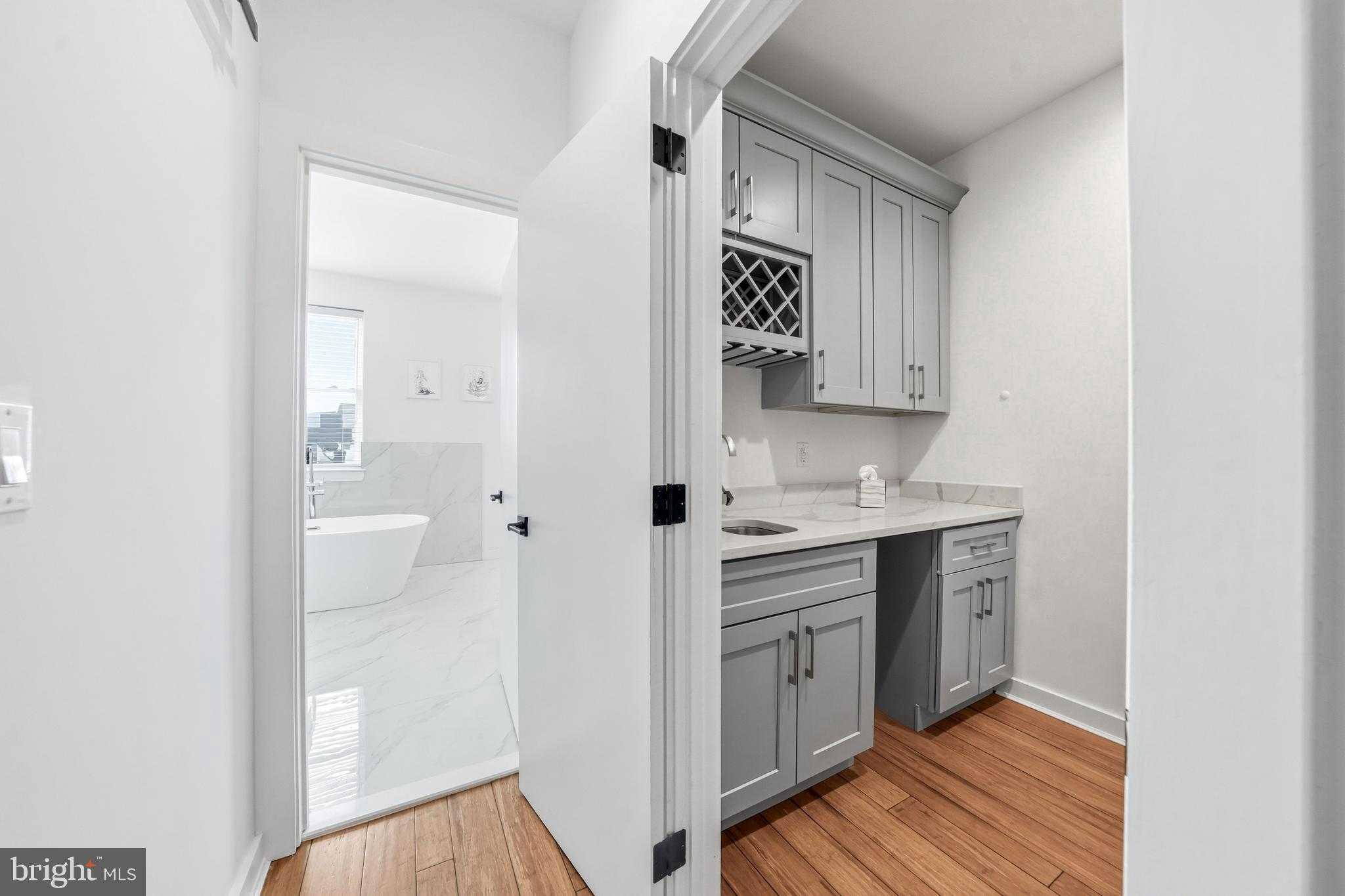 2604 Reed St photo 32