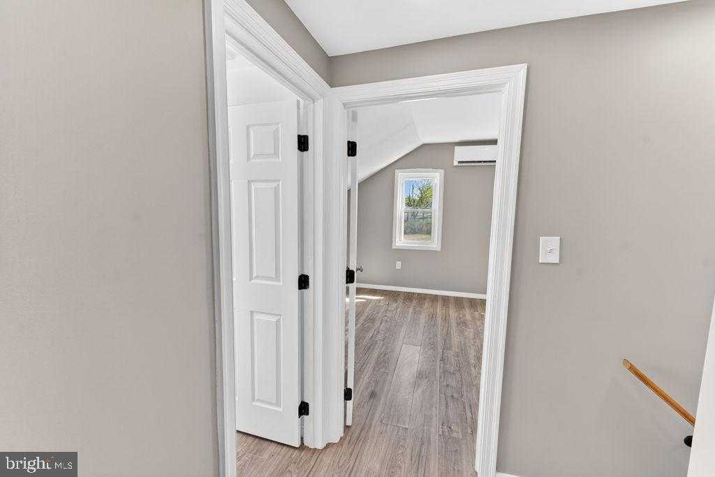 406 Charlotte Ave photo 23