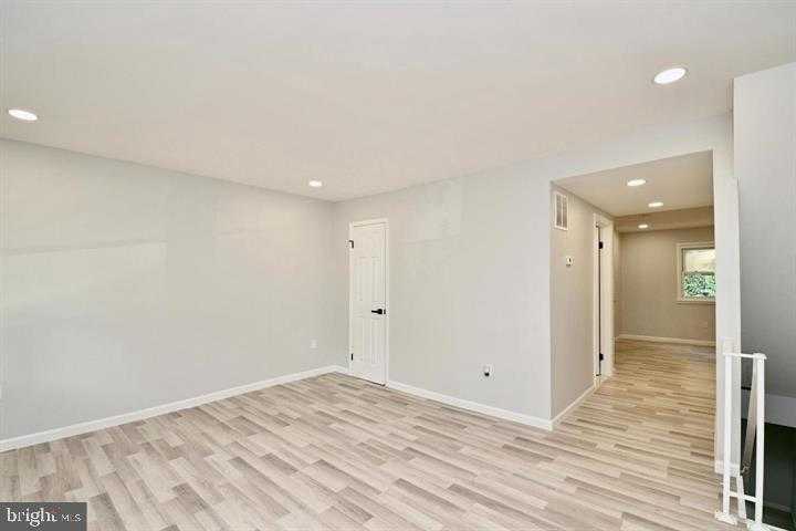 4127 Ferrara Ter photo 4