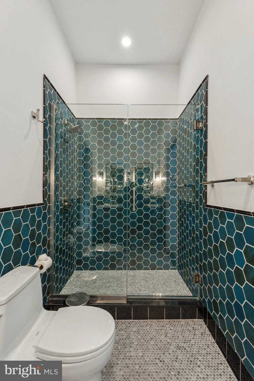 207 S 24th St photo 29