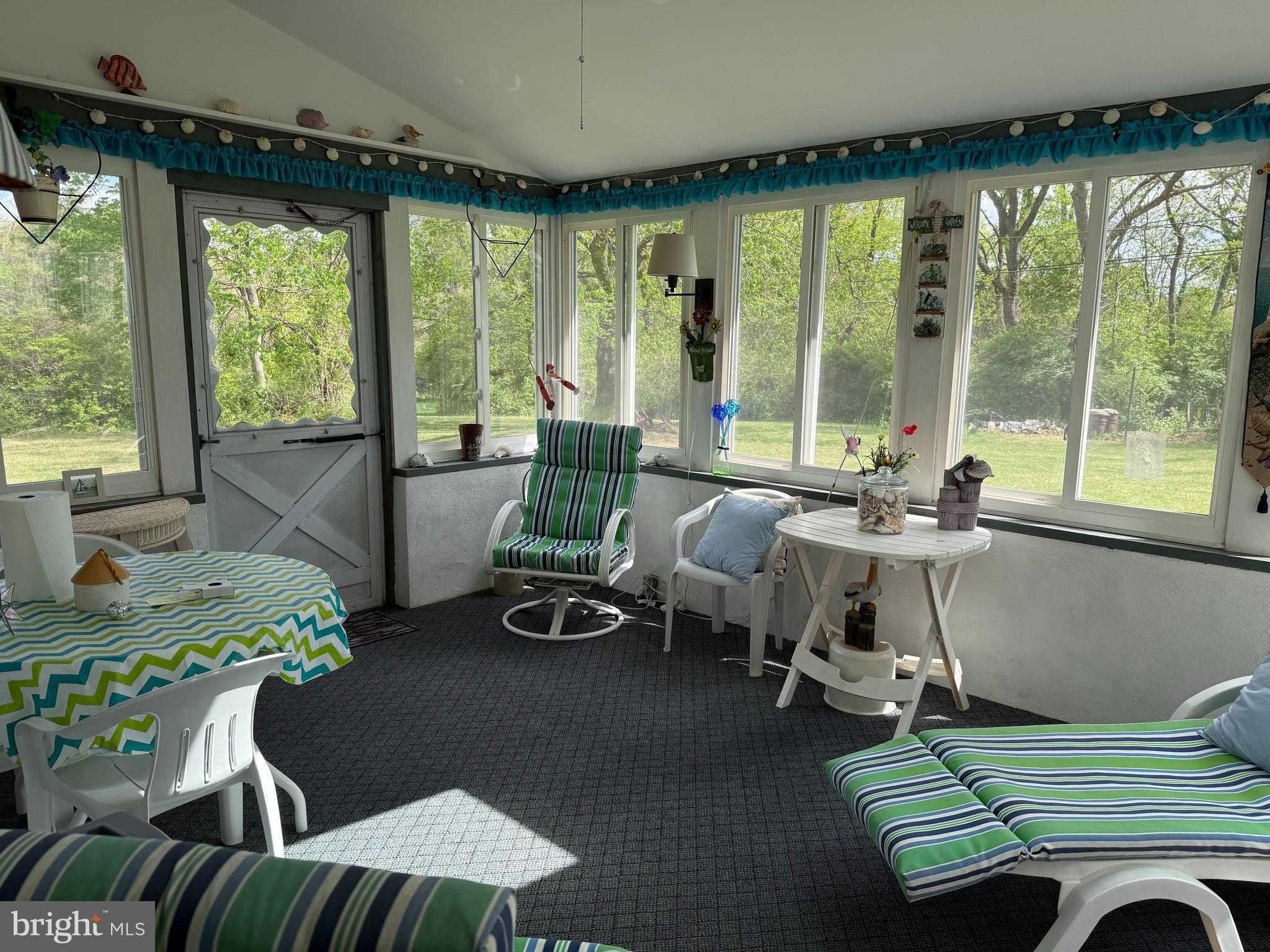 166 Panepinto Dr photo 9