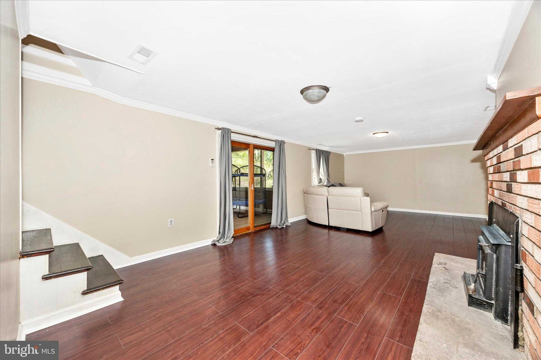 11713 Wayneridge St photo 32