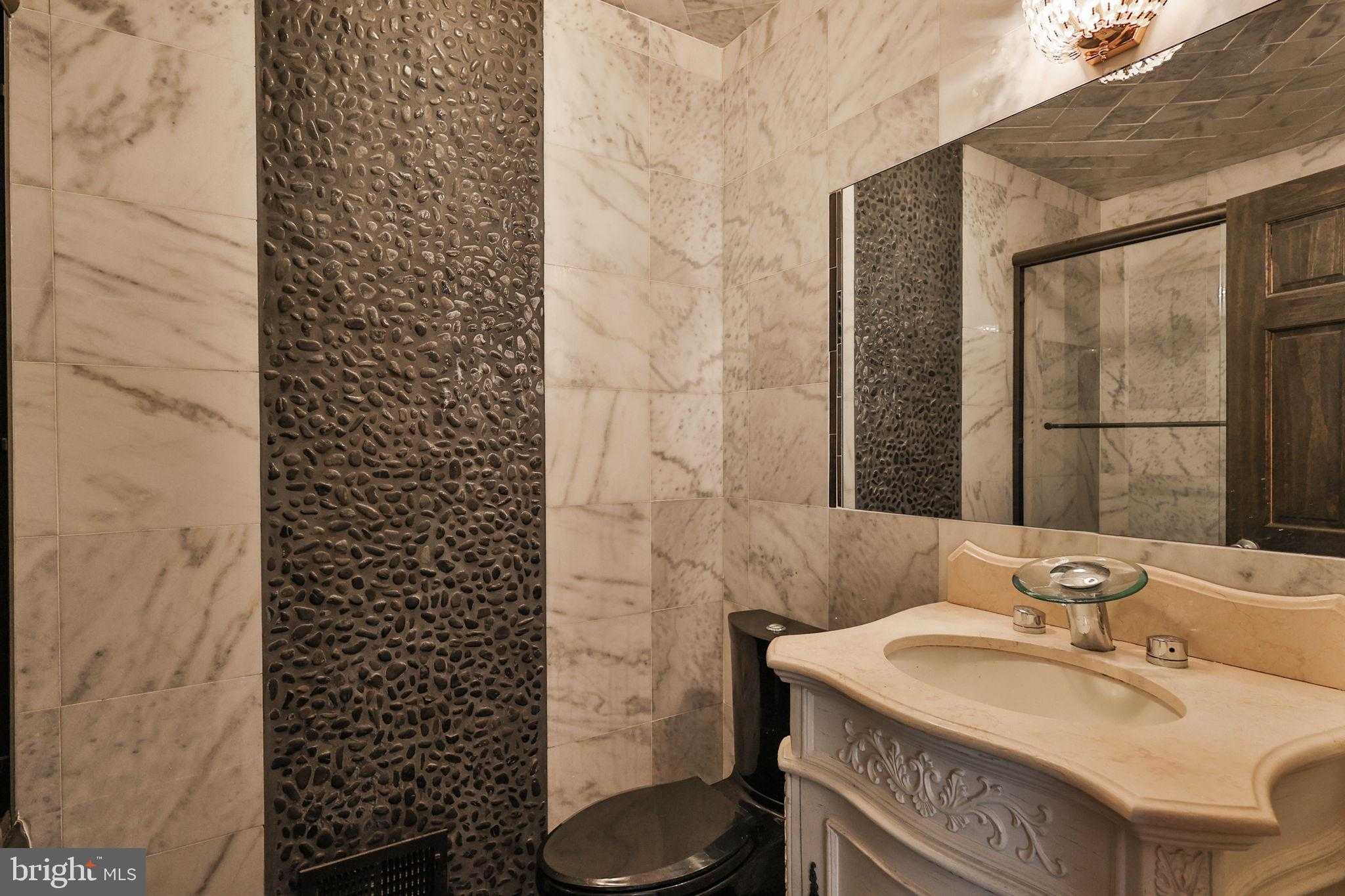 2559 Madison Ave photo 24