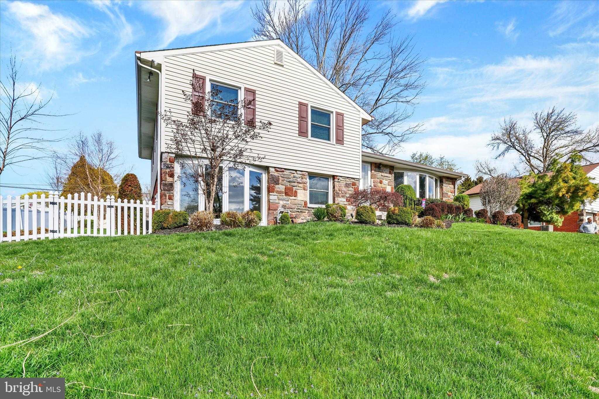 1170 Ballytore Rd photo 3