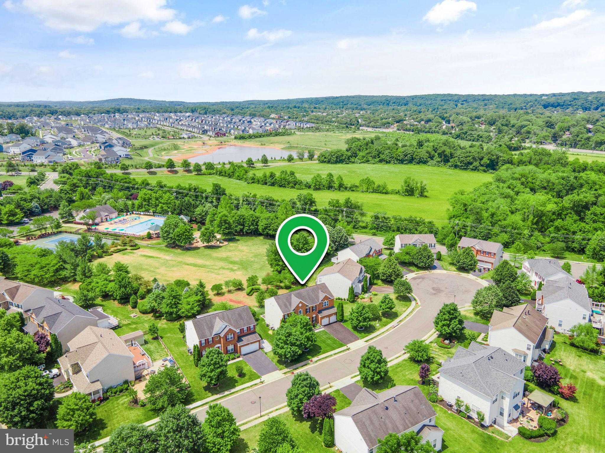 243 Mindy CT SE photo 76