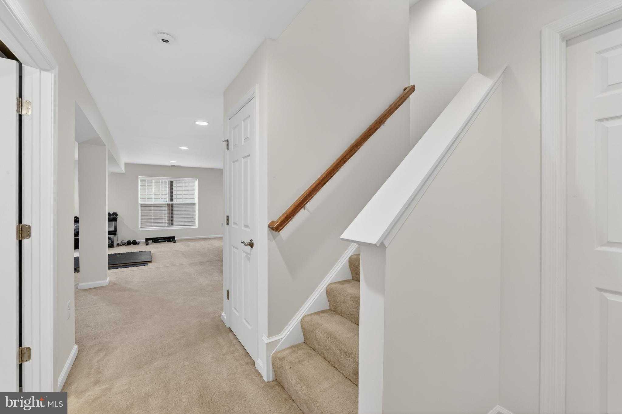 1412 Sands Cir photo 32