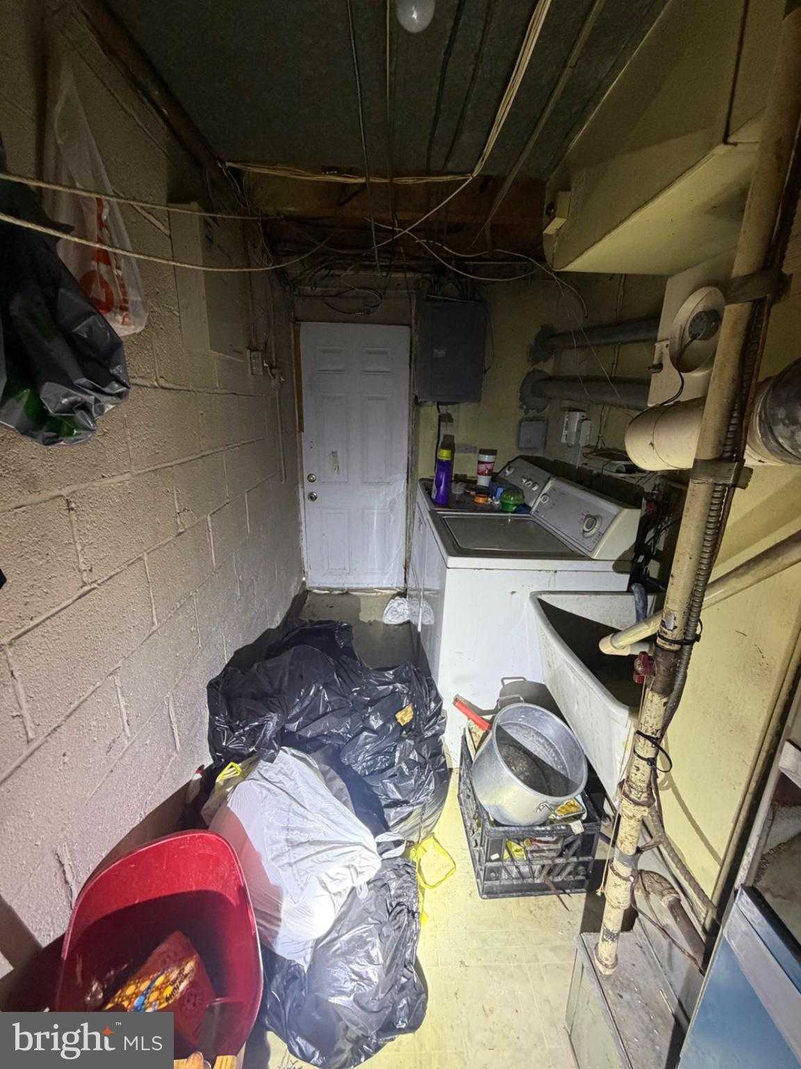 6108 Hasbrook Ave photo 20