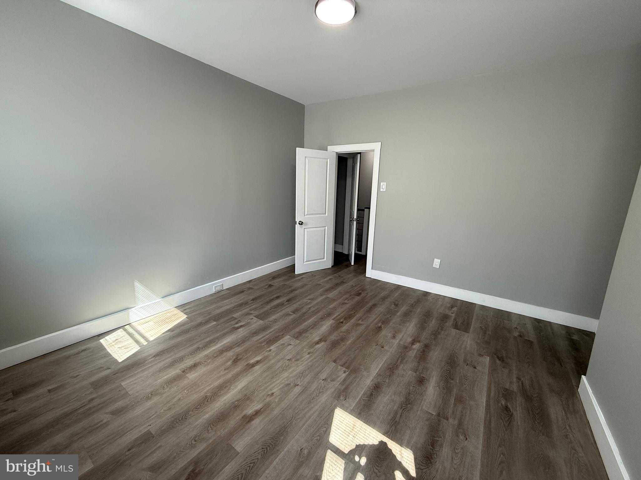 2943 Wharton St photo 24