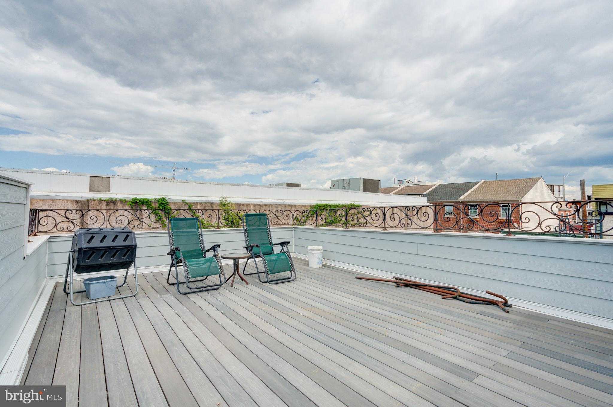 165 Poplar St photo 30