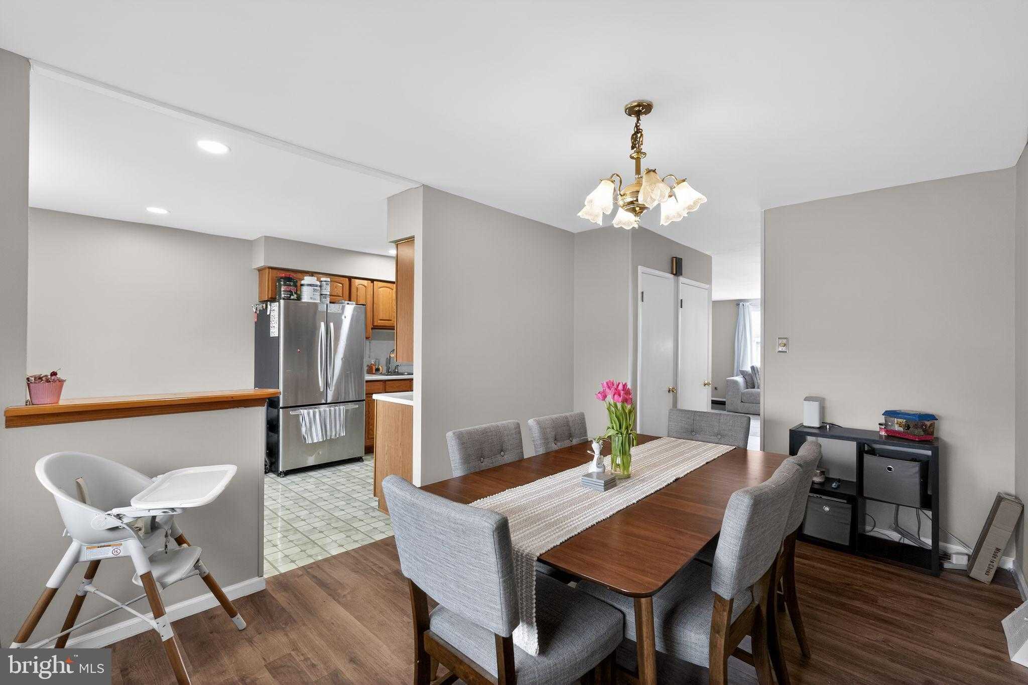 10211 Ambridge Pl photo 8