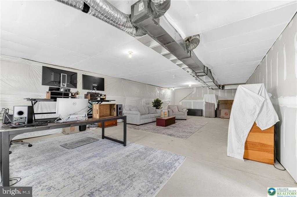 8035 Keystone Dr photo 38