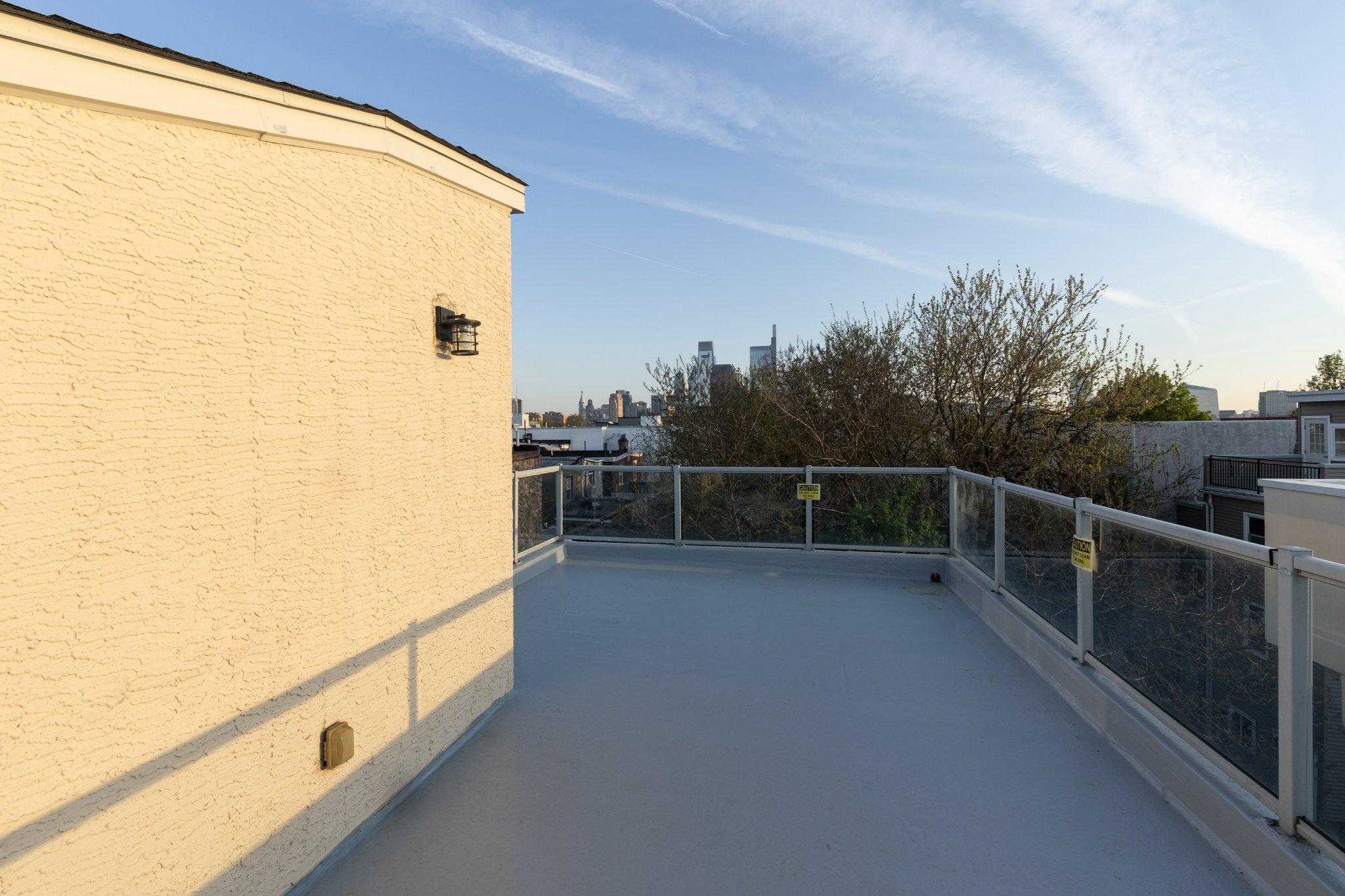 1908 Poplar St # B photo 27