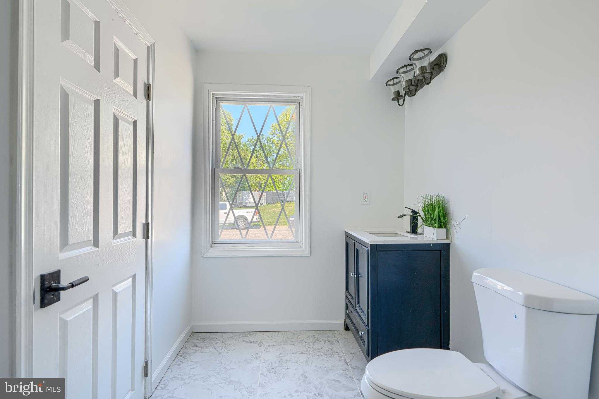 5423 Remmell Ave photo 22